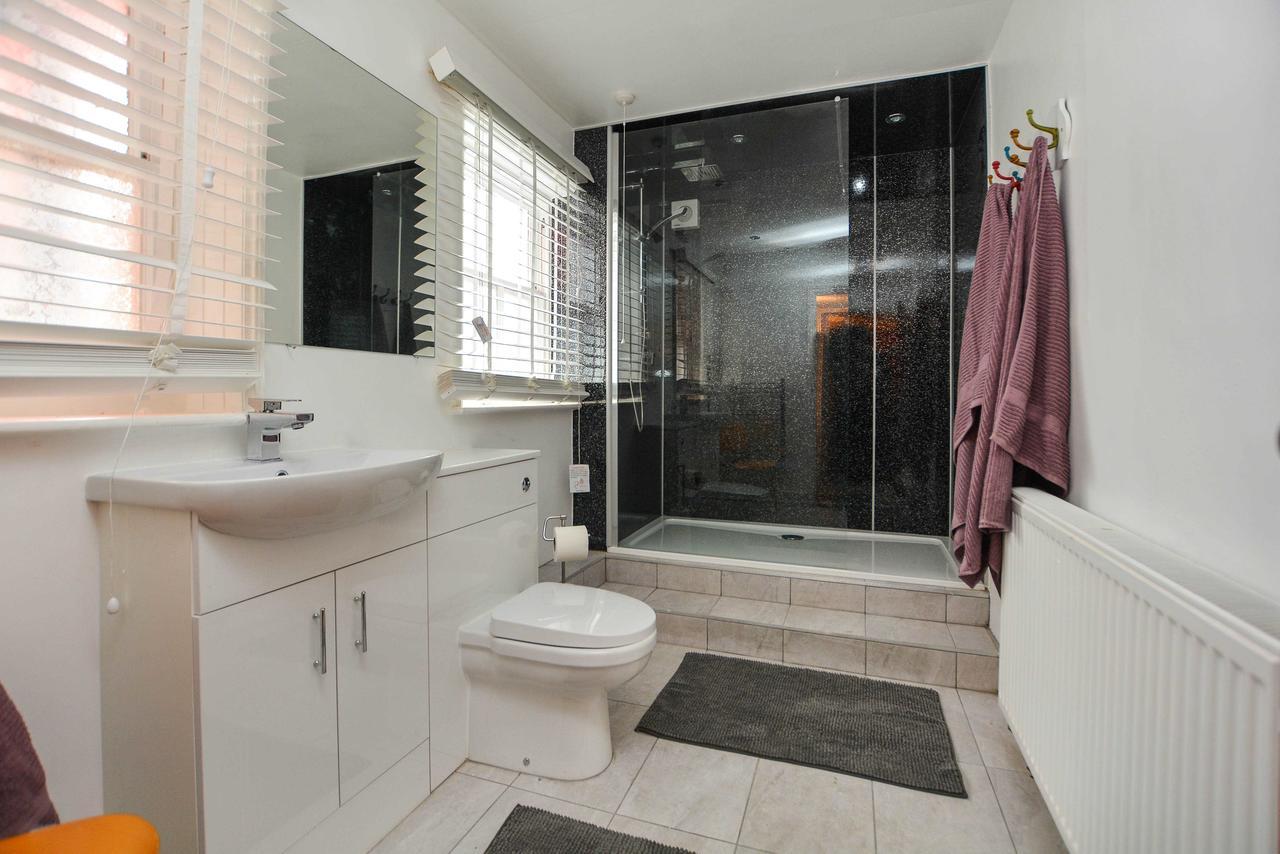The Location- 1 Free Private Parking Space - 60 Second Walk 2 Minster! York Zewnętrze zdjęcie